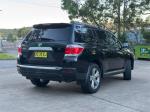 2012 TOYOTA KLUGER 4D WAGON KX-S (FWD) GSU40R MY11 UPGRADE